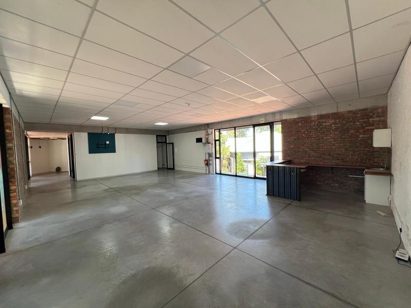 To Let commercial Property for Rent in Walmer Eastern Cape